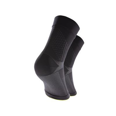 CEP Ortho Plantar Fasciitis Sleeves Black/Green Unisex - Fluidlines